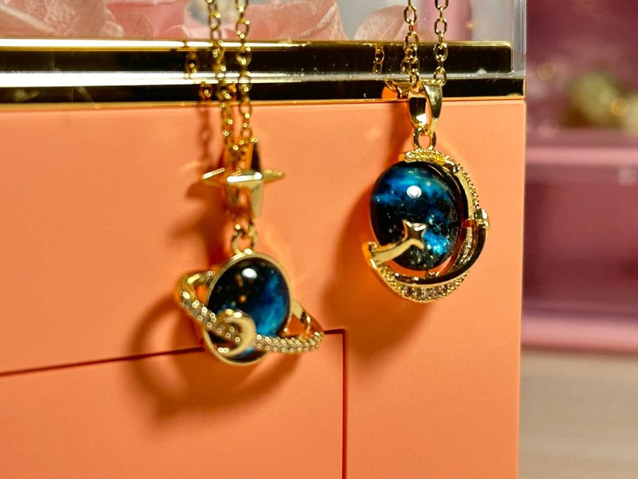 Collar Golden Galaxy ➕ Caja de Regalo ➕ Envió Gratis